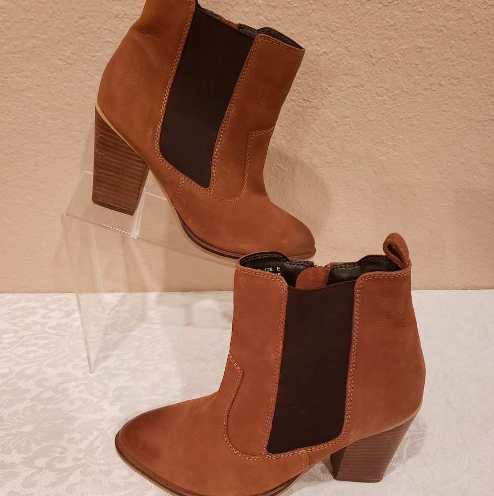 Sole Diva Western Style Ankle Boots